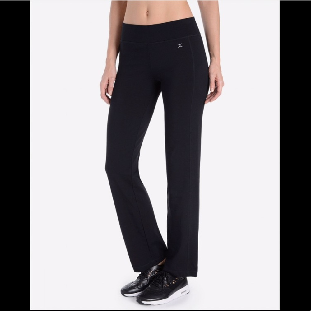 Semi-Fitted Yoga Pants